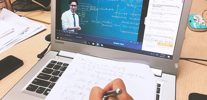 website day hoc trưc tuyến